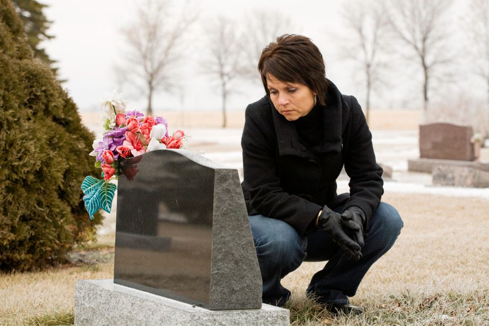 Śmierć bliskiej osoby – etapy żałoby